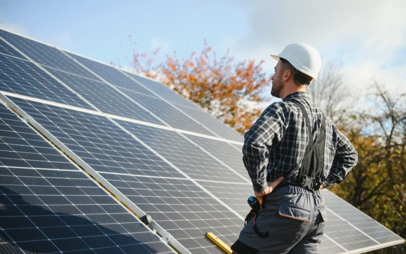 Cómo los paneles solares aumentan el valor de tu propiedad en Guatemala