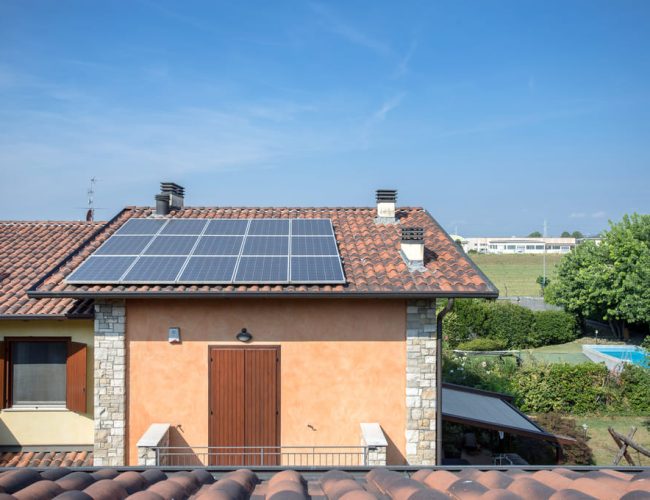 Paneles solares en Costa Rica: descubre sus beneficios y cómo aprovecharlos